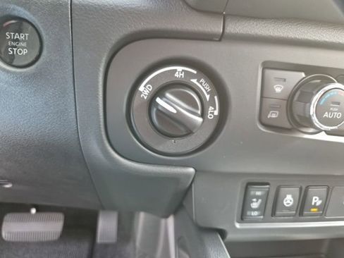 New 2026 Nissan Frontier SV w/ SV Convenience Package image 26