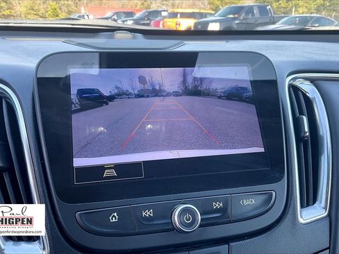 Used 2024 Chevrolet Malibu LT image 20