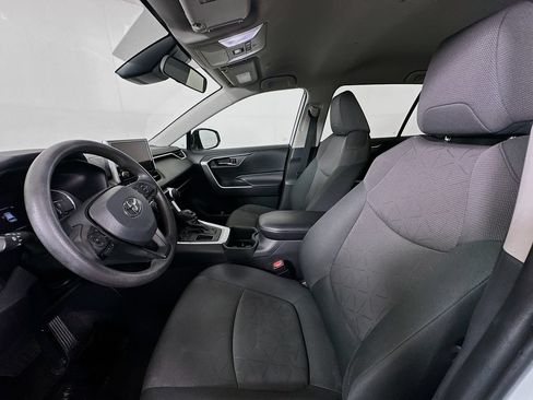 Certified 2024 Toyota RAV4 XLE FWD image 20
