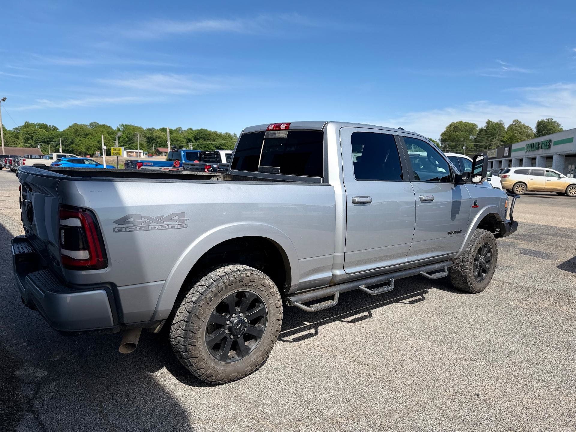 Used 2022 RAM 2500 Laramie w/ Night Edition AWD/4WD image 3