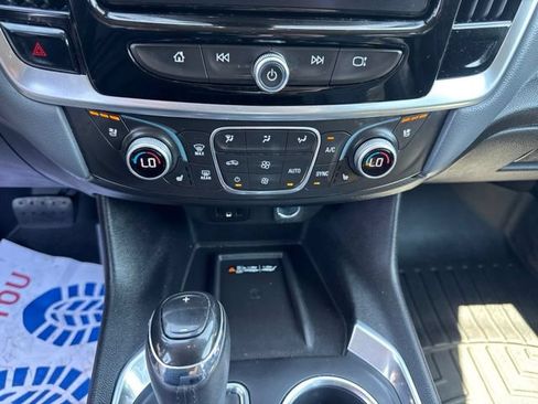Used 2018 Chevrolet Traverse Premier AWD/4WD image 26