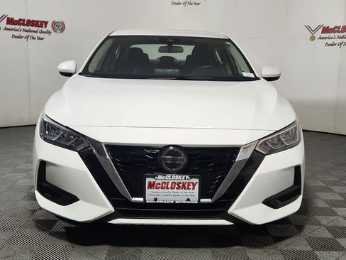 Used 2023 Nissan Sentra SV image 2