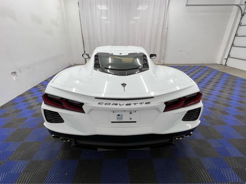 Used 2022 Chevrolet Corvette Stingray Premium Cpe w/ Engine Appearance Package image 16