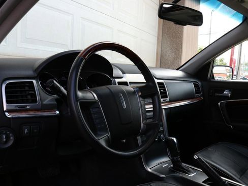 Used 2011 Lincoln MKZ FWD image 24