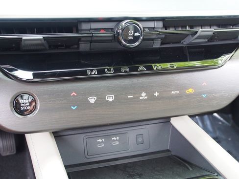 Used 2025 Nissan Murano Platinum w/ Cargo Package AWD/4WD image 28