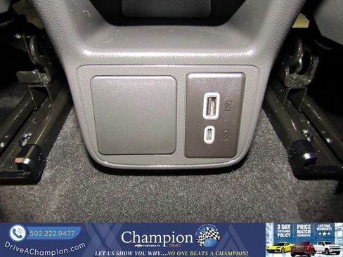 Certified 2025 Buick Encore GX Preferred AWD/4WD image 15