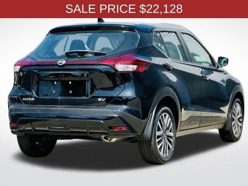 New 2024 Nissan Kicks SV image 5