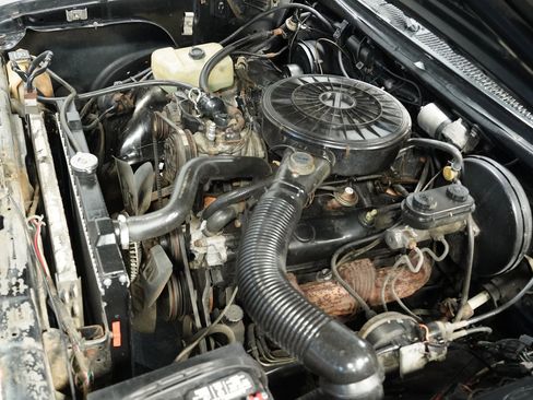 Used 1988 Dodge Ramcharger 2WD image 29