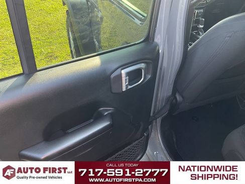 Used 2019 Jeep Wrangler Unlimited Sport S AWD/4WD image 10