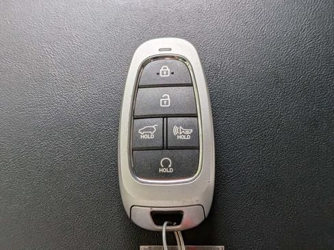 Used 2024 Hyundai Palisade SEL FWD image 33