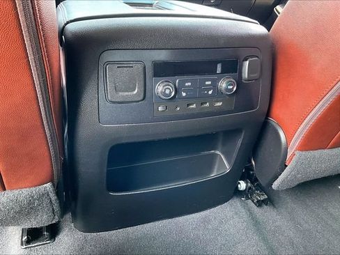 Used 2020 Chevrolet Tahoe Premier w/ Premier Plus Edition AWD/4WD image 29