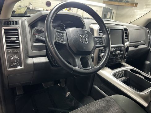 Used 2019 RAM 1500 Big Horn image 11