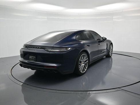 Certified 2023 Porsche Panamera 4 Platinum Edition image 30