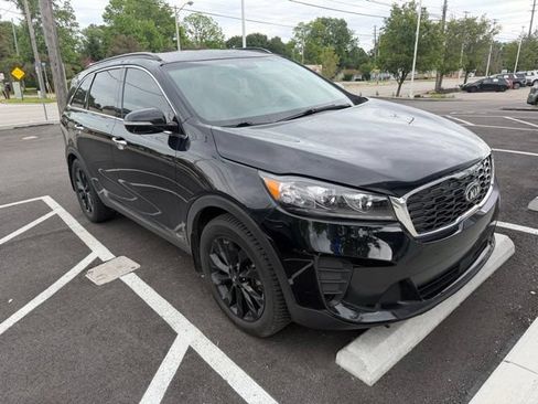 Used 2020 Kia Sorento S AWD/4WD image 2