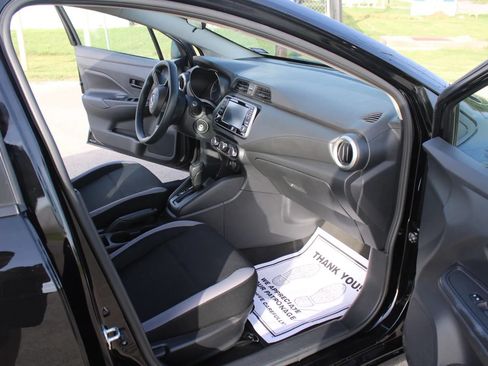 Used 2025 Nissan Versa S w/ S Plus Package FWD image 13