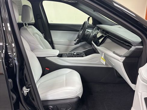 New 2026 Jeep Cherokee Limited AWD/4WD image 27