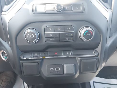 Used 2024 Chevrolet Silverado 1500 W/T w/ WT Convenience Package AWD/4WD image 24