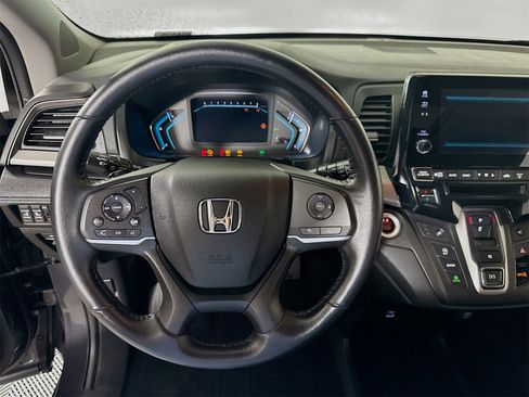 Used 2023 Honda Odyssey EX-L image 11