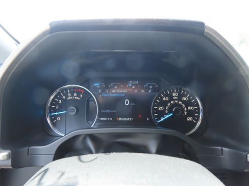 Used 2015 Ford F150 Lariat w/ Equipment Group 501A Mid AWD/4WD image 26