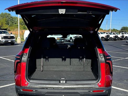 New 2025 Chevrolet Traverse LT w/ Enhanced Driving Package image 16