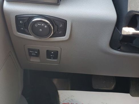 Used 2015 Ford F150 XLT w/ Equipment Group 301A Mid image 21