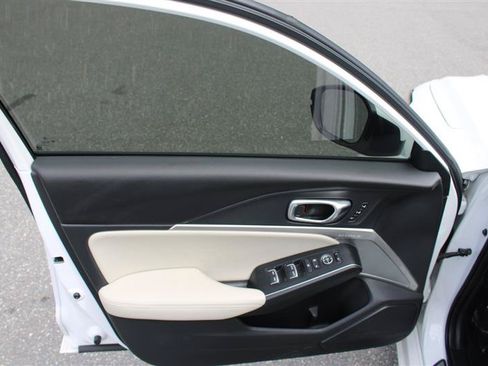 Used 2023 Acura Integra A-Spec FWD image 11