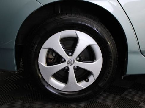 Used 2014 Toyota Prius Two FWD image 5