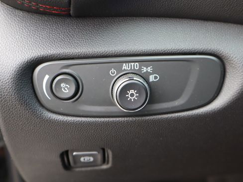 Used 2024 Chevrolet Blazer RS w/ Driver Confidence II Package image 19