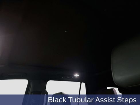 Used 2023 Chevrolet Tahoe Z71 w/ Luxury Package AWD/4WD image 28