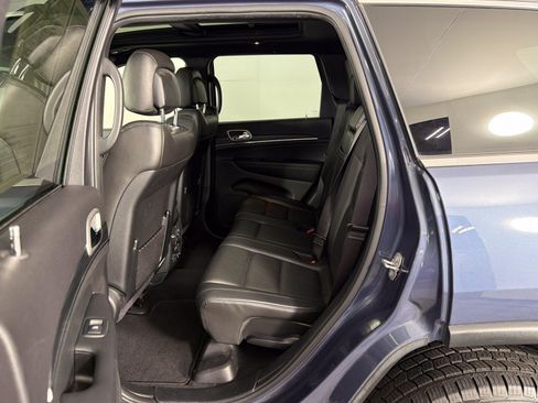 Used 2020 Jeep Grand Cherokee Limited w/ Luxury Group II AWD/4WD image 21