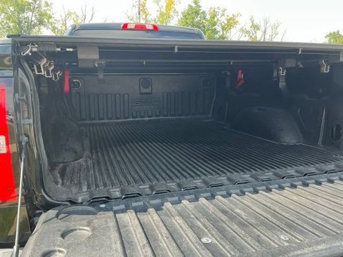 Used 2019 GMC Sierra 1500 Limited w/ Elevation Edition AWD/4WD image 11