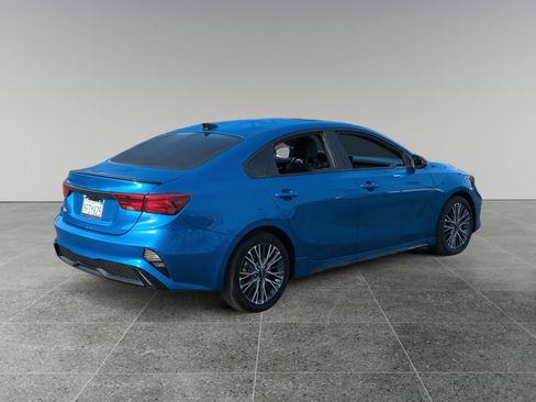 Used 2023 Kia Forte GT-Line w/ GT-Line Premium Package image 5