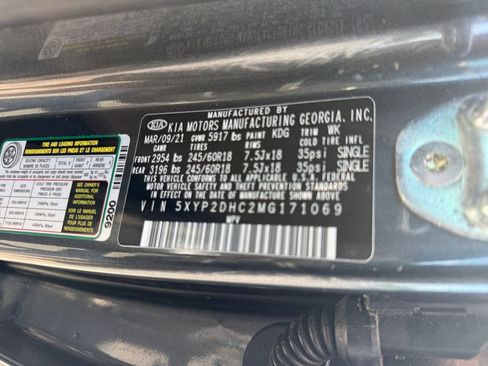 Used 2021 Kia Telluride LX AWD/4WD image 31