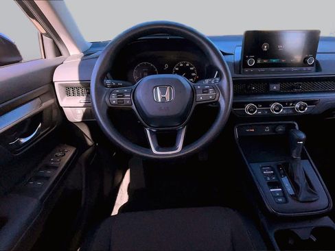 Used 2024 Honda CR-V LX image 5