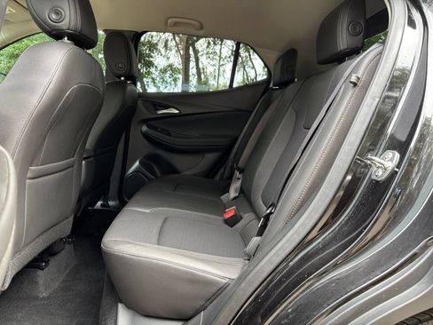 Used 2025 Buick Encore GX Preferred FWD image 24