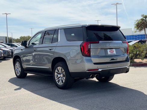 Used 2025 GMC Yukon Denali AWD/4WD image 6