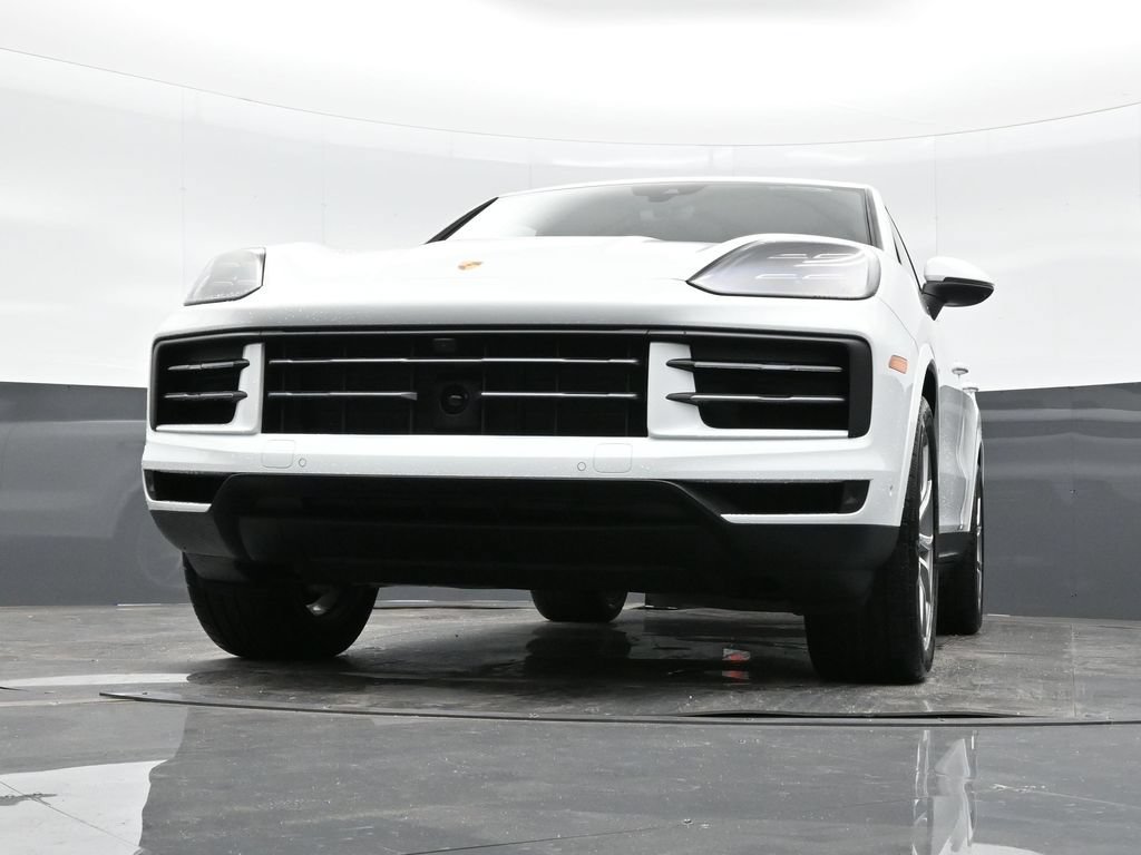 Certified 2026 Porsche Cayenne AWD/4WD image 41