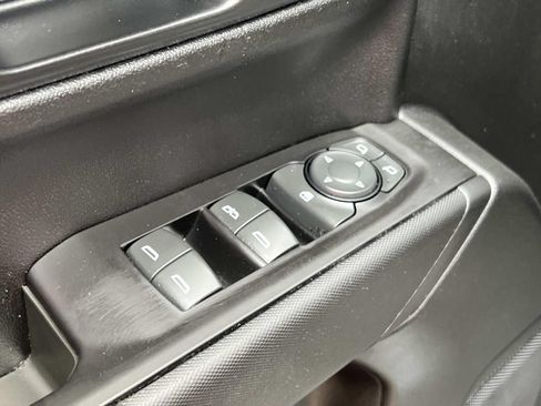 Used 2021 Chevrolet Silverado 1500 Custom AWD/4WD image 14