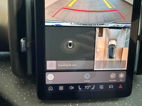 New 2026 Volvo EX30 Ultra w/ Climate Package image 19