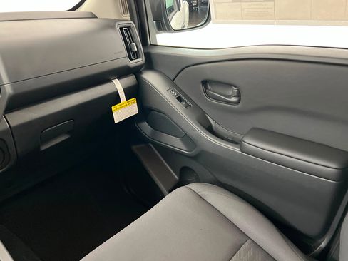 New 2026 Nissan Frontier S image 10