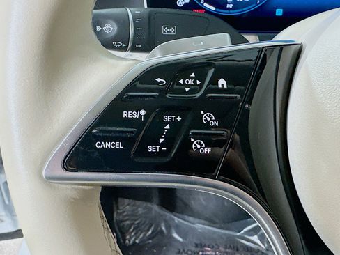 Used 2023 Mercedes-Benz E 450 4MATIC Coupe image 12