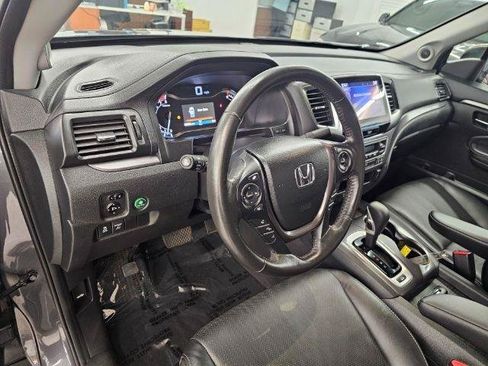 Used 2019 Honda Ridgeline RTL-T image 12