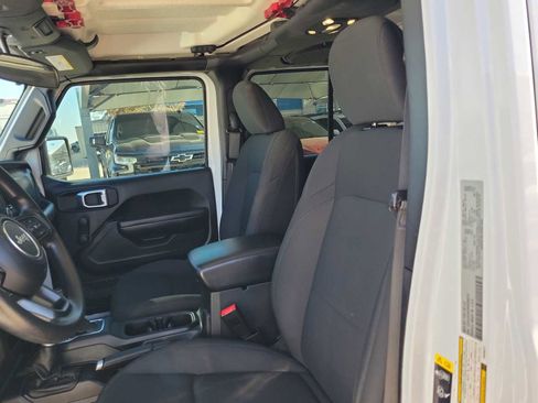 Used 2021 Jeep Wrangler Unlimited Sport image 11