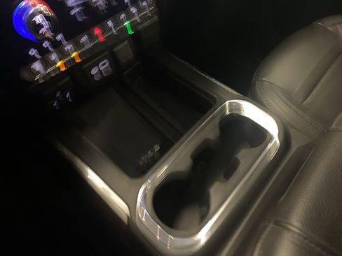 Used 2023 GMC Sierra 2500 Denali w/ Denali Ultimate Package image 31