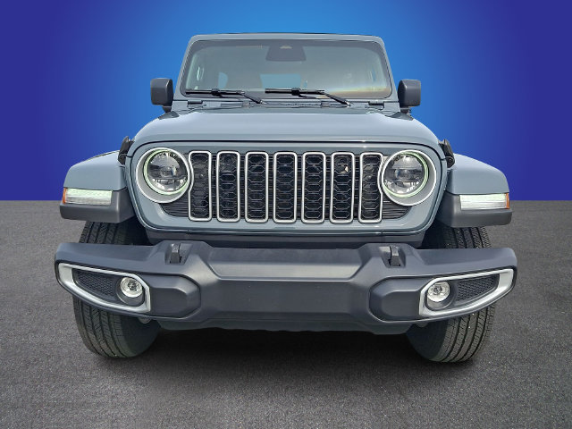 Used 2026 Jeep Wrangler Unlimited Sahara AWD/4WD image 2