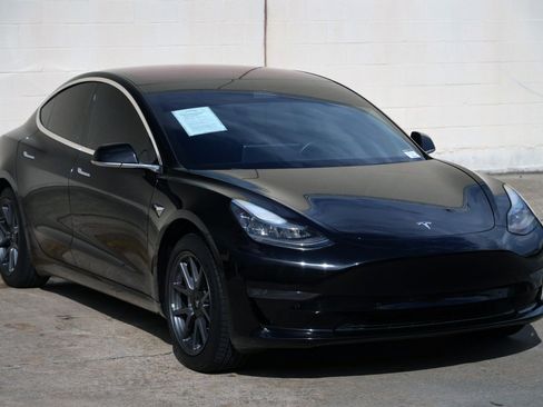 Used 2018 Tesla Model 3 Long Range RWD image 51