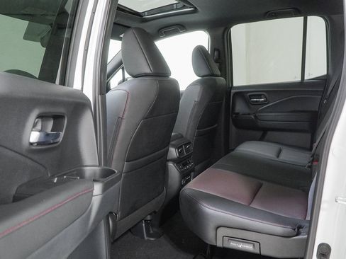 New 2026 Honda Ridgeline Black Edition image 35