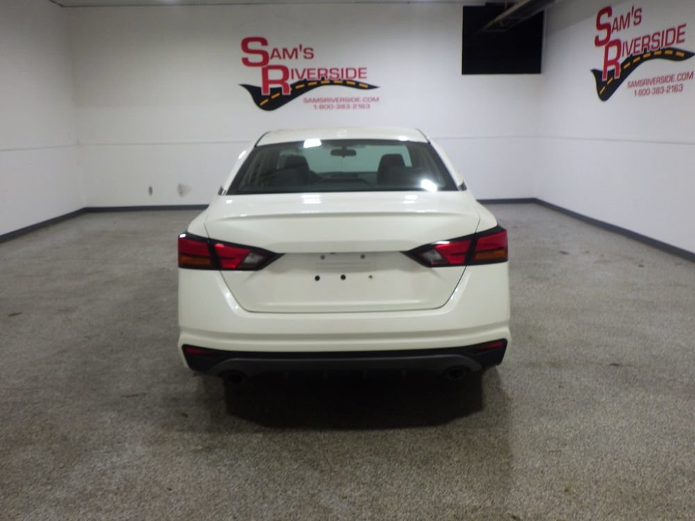 Used 2019 Nissan Altima 2.5 SR w/ SR Premium Package FWD image 3