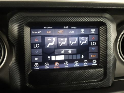 Used 2022 Jeep Wrangler Unlimited Sport AWD/4WD image 30