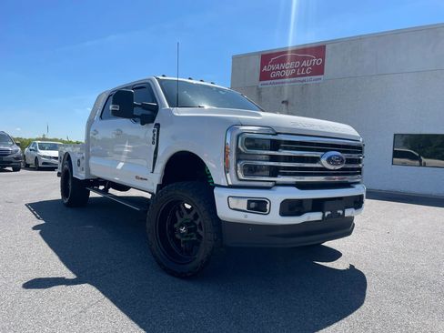 Used 2024 Ford F350 Limited w/ FX4 Off-Road Package AWD/4WD image 4